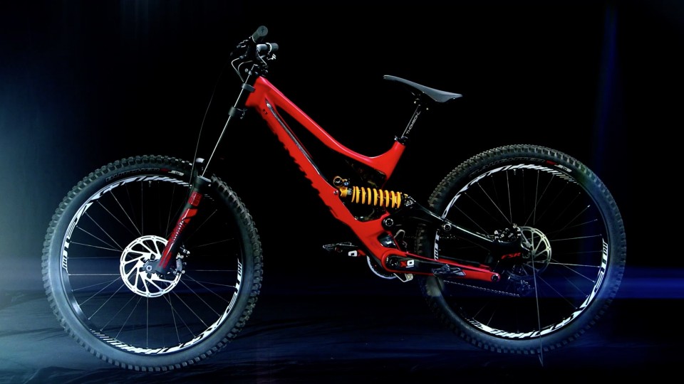 First Look: Aaron Gwin’s New World Cup DH Bike