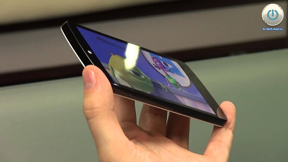 Видео: обзор Google Nexus 5 – первый смартфон с Android KitKat