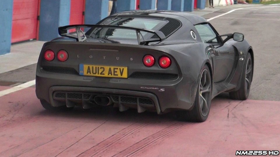 Lotus Exige S V6 Launches and Fast Accelerations!