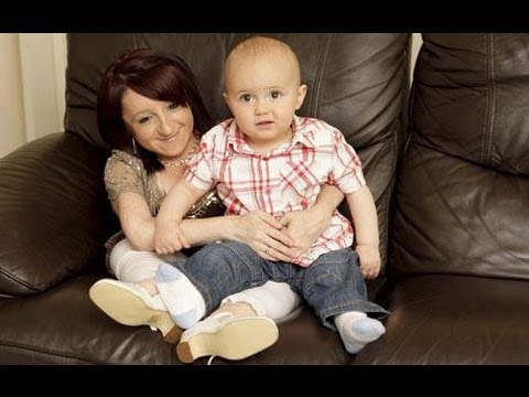 The Tiniest Boy In Britain – Extraordinary People – Documentary