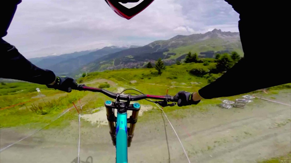 Downhill Mountain Bike POV Course Preview at Méribel 2014