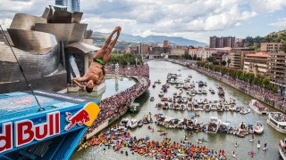 Cliff Diving Action from Spain – Red Bull Cliff Diving World Series 2014