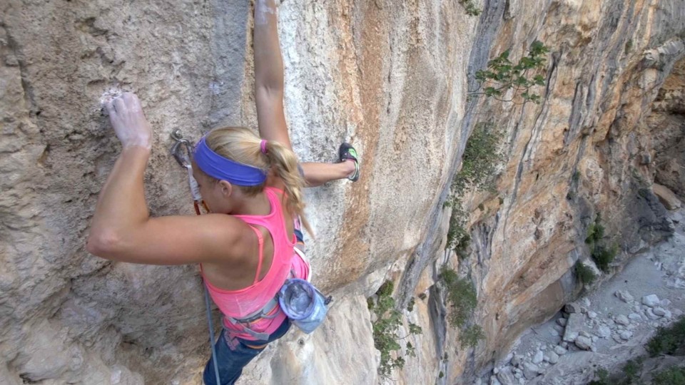First Female Rock Climbing Ascent on Viaje de los Locos