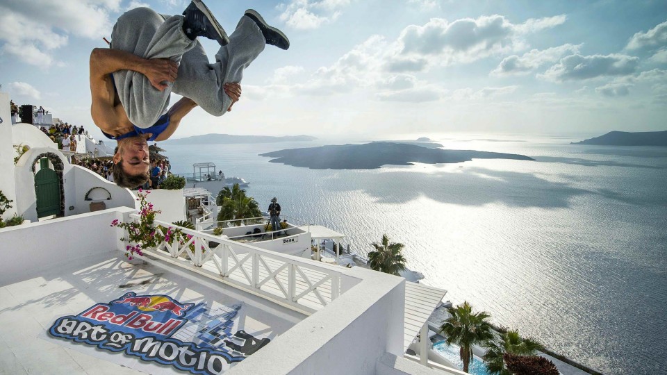 Freerunning Across Rooftops in Greece – Red Bull Art of Motion