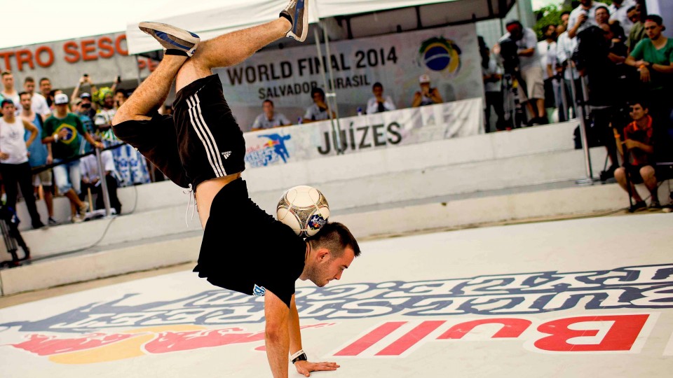 Freestyle Football Juggling World Finals – Red Bull Street Style 2014