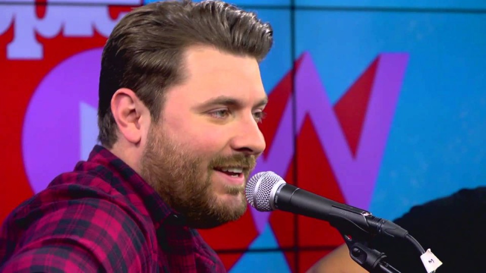 Watch Chris Young perform ‘Lonely Eyes’ | PEOPLE Now