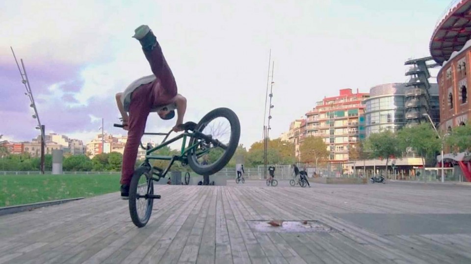 Pure Technical BMX Street Riding in Barcelona – 3 Day Metro Pass