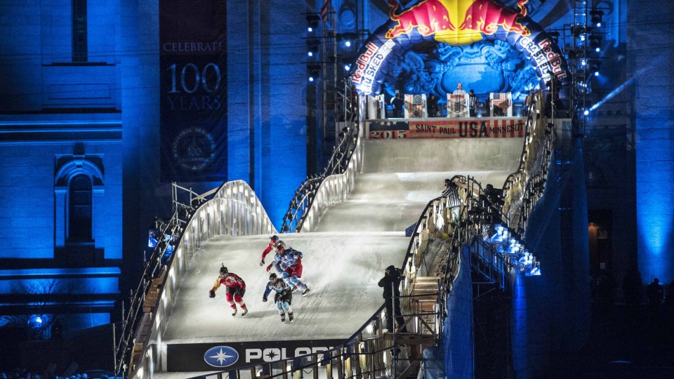 Ice Cross Downhill Team Battles – Red Bull Crashed Ice 2015