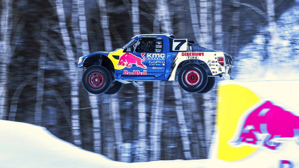Pro4 Truck Racing in Snowy Conditions – Red Bull Frozen Rush