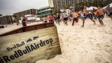 Helicopter Delivers Surprise Crate to Spring Breakers – Red Bull Air Drop
